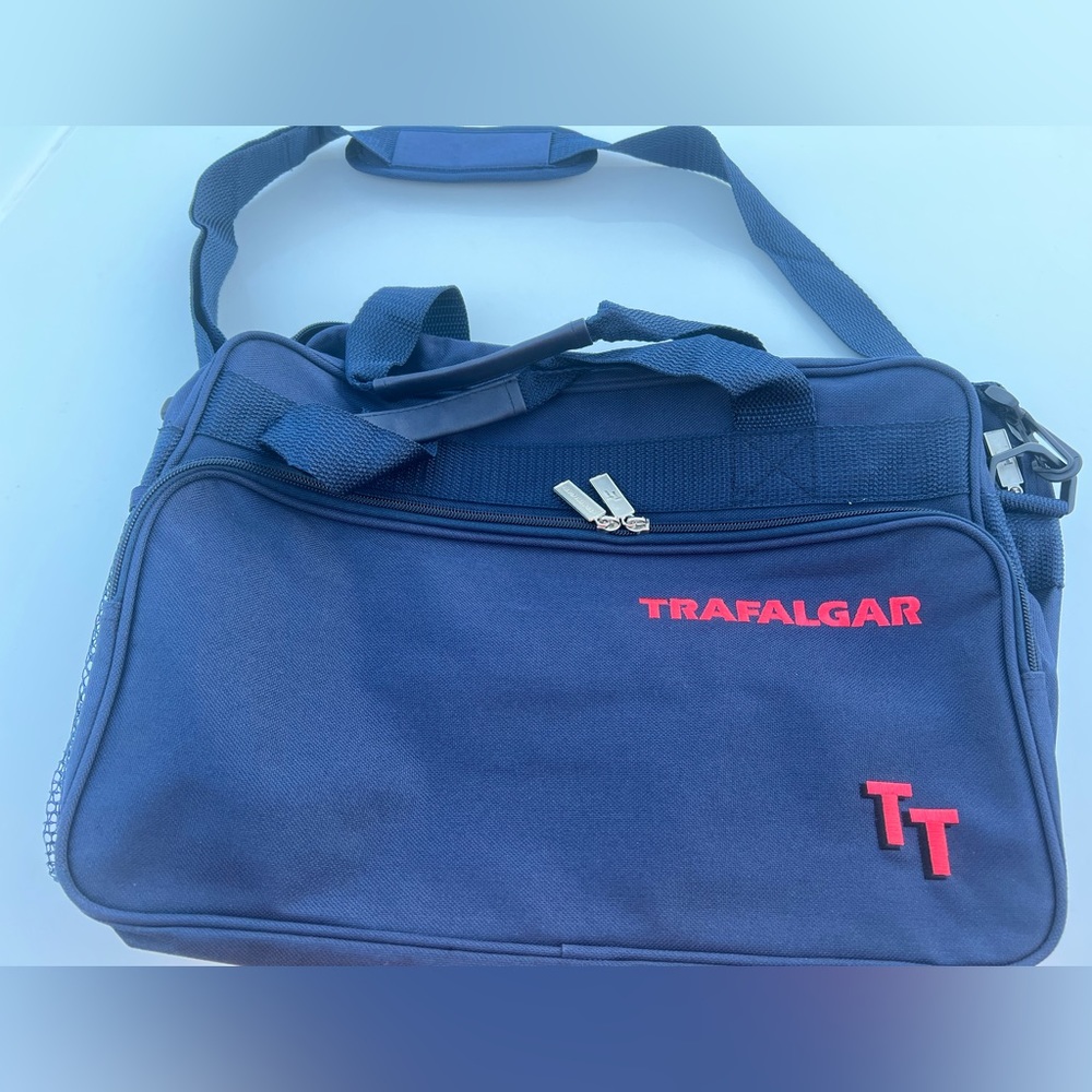 Trafalgar Carry-on Messenger Bag with Adjustable Shoulder Strap